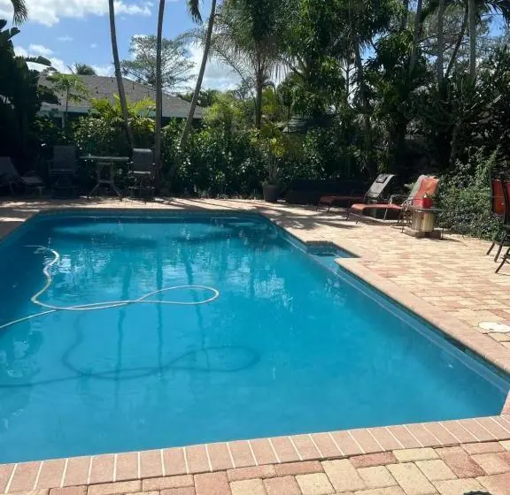 Majatalo Guest Suite  Pool View  Maria Of Spain