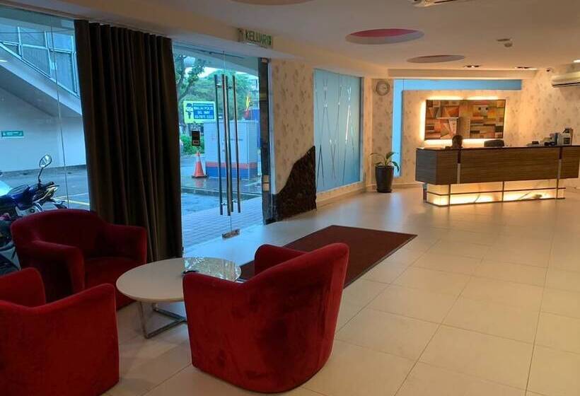 בית מלון כפרי Oscar Inn