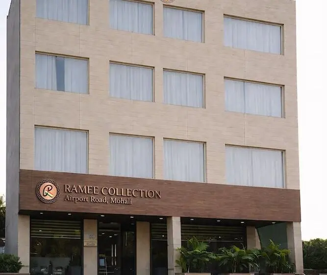 ホテル Ramee Collection Airport Road Mohali