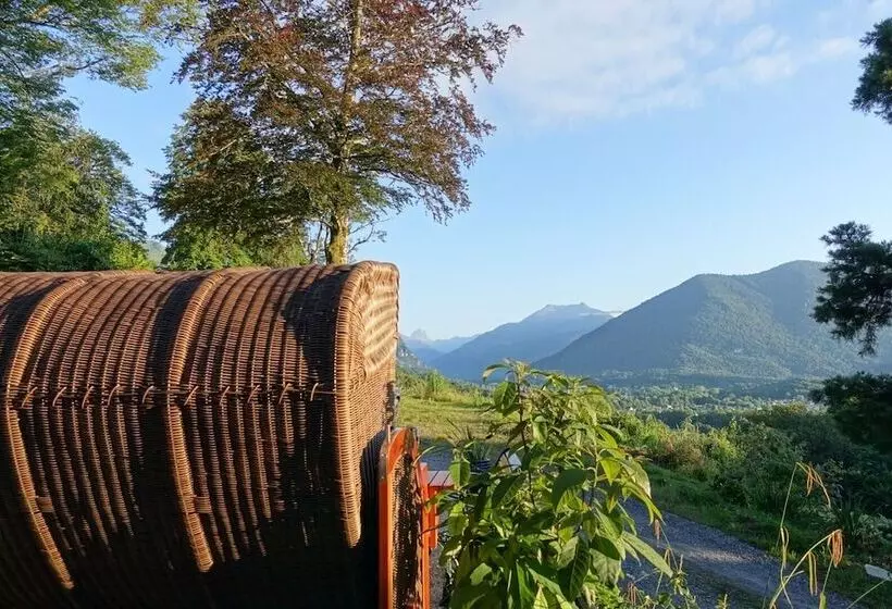 Aamiaismajoitus (B&B) Chateau De Druon