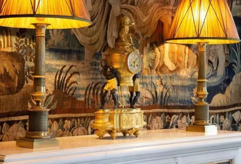 Aamiaismajoitus (B&B) Chateau De Druon