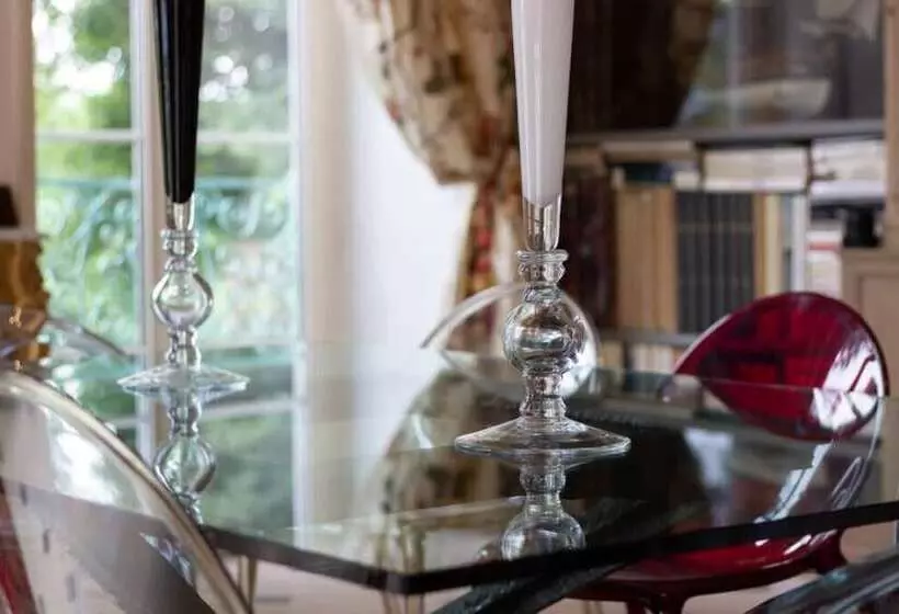 Aamiaismajoitus (B&B) Chateau De Druon