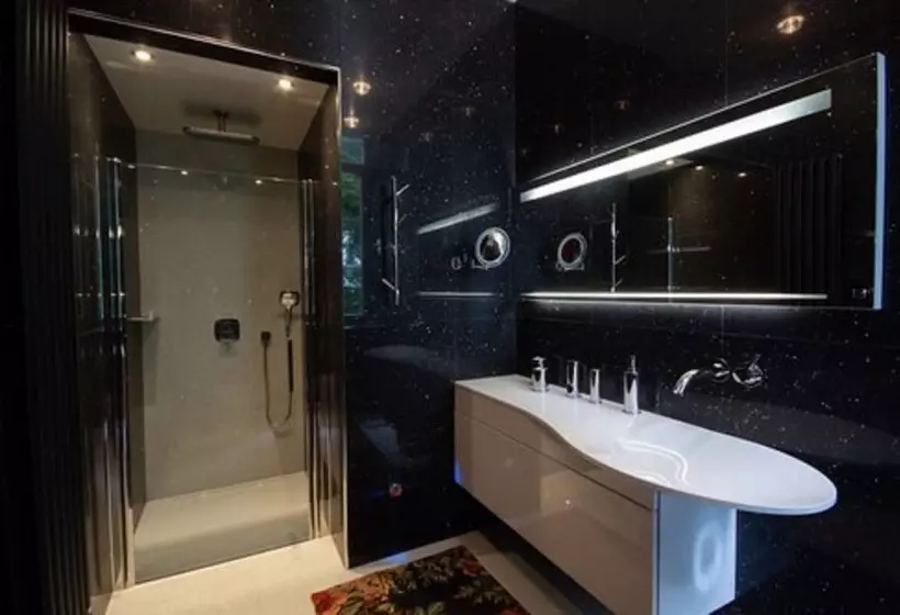 Aamiaismajoitus (B&B) Chateau De Druon