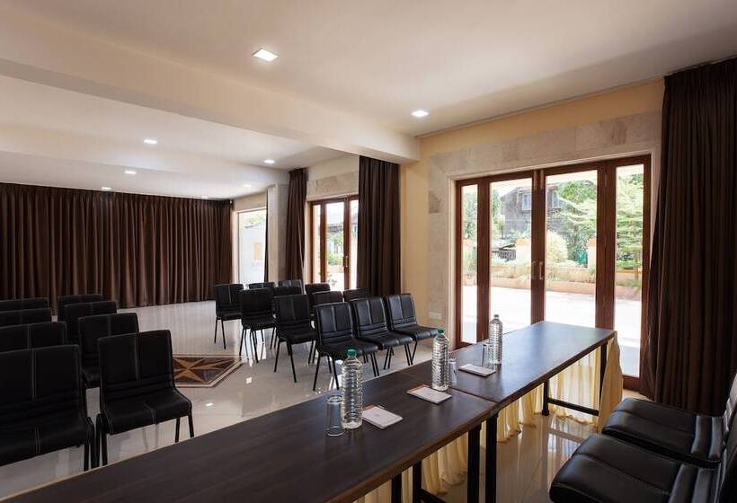 בית מלון כפרי City Palace Resort