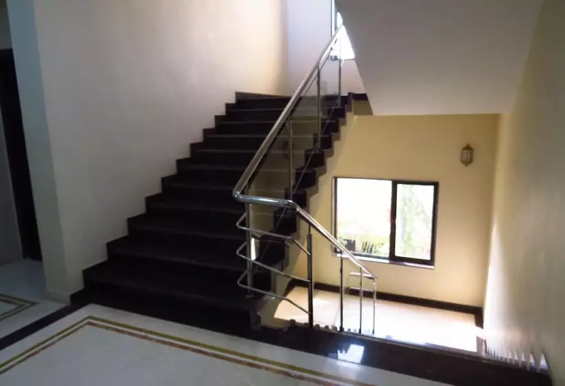 Hotelli City Palace Resort