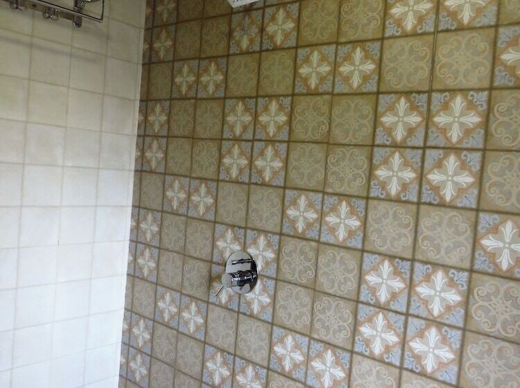 בית מלון כפרי City Palace Resort