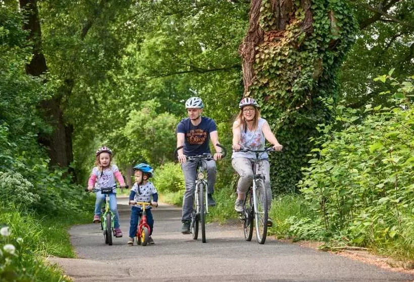 Hotelli Holiday Inn Express   Mülheim   Ruhr, An Ihg