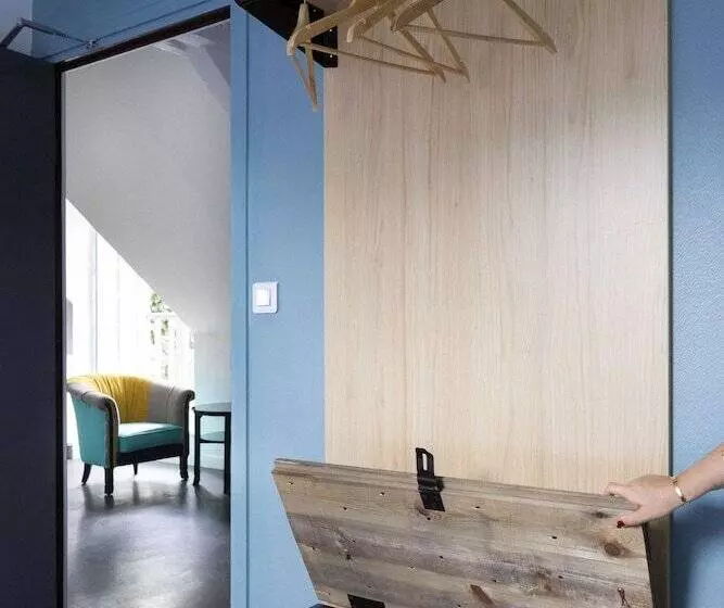 ホテル Hostel La Maison Montreau