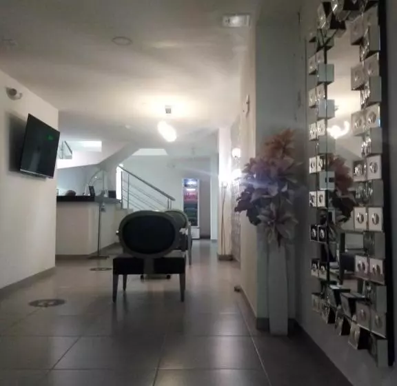 ホテル Grato Manizales