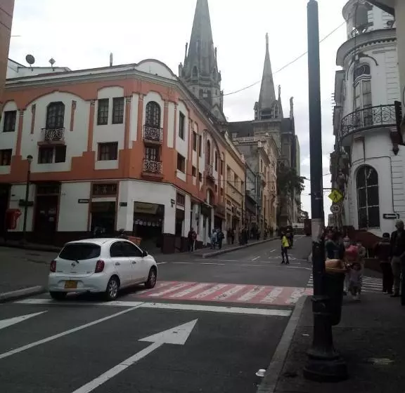 ホテル Grato Manizales