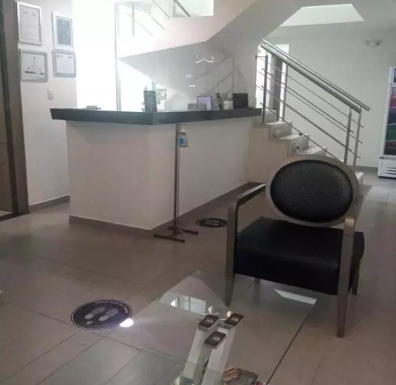 ホテル Grato Manizales