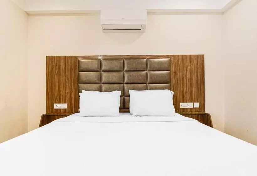 Hotelli Collection O Edassery Resort