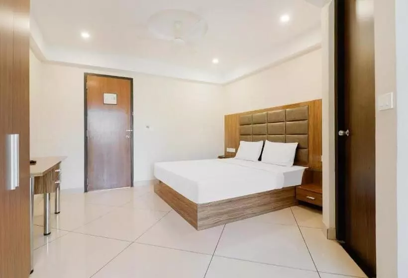 Hotelli Collection O Edassery Resort