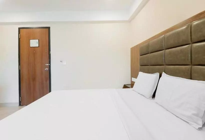 Hotelli Collection O Edassery Resort