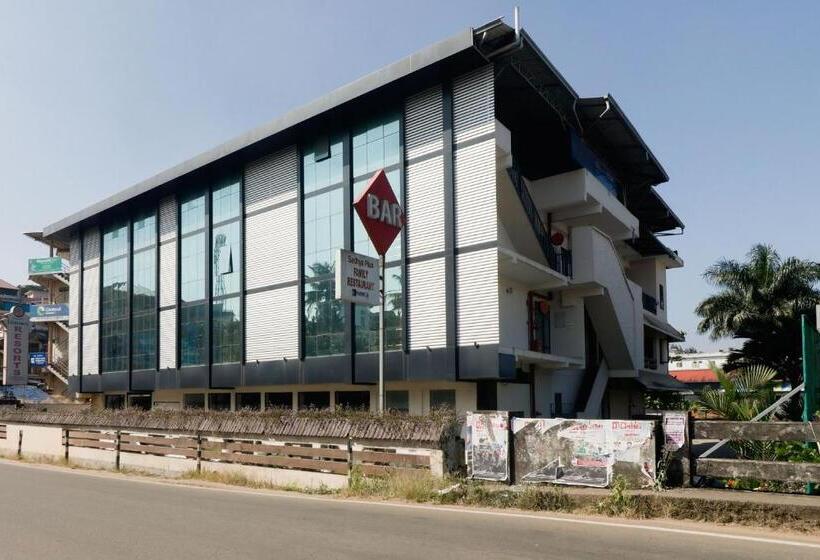 هتل Collection O Edassery Resort