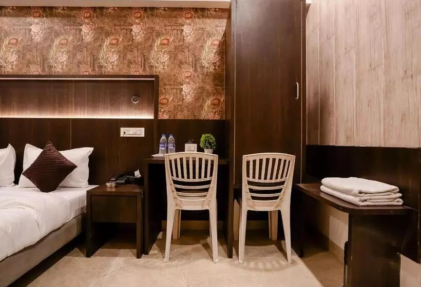 ホテル Grand Seasons  Navi Mumbai