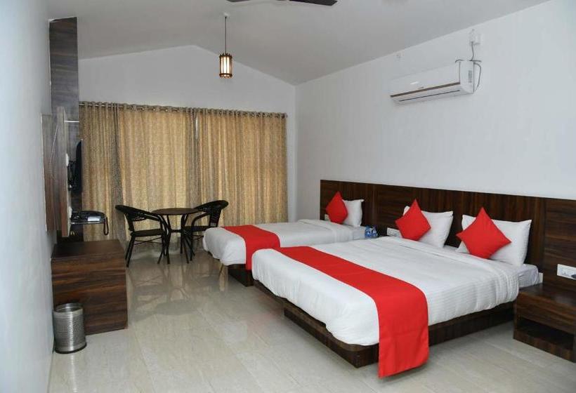 Отель Royal Orbit