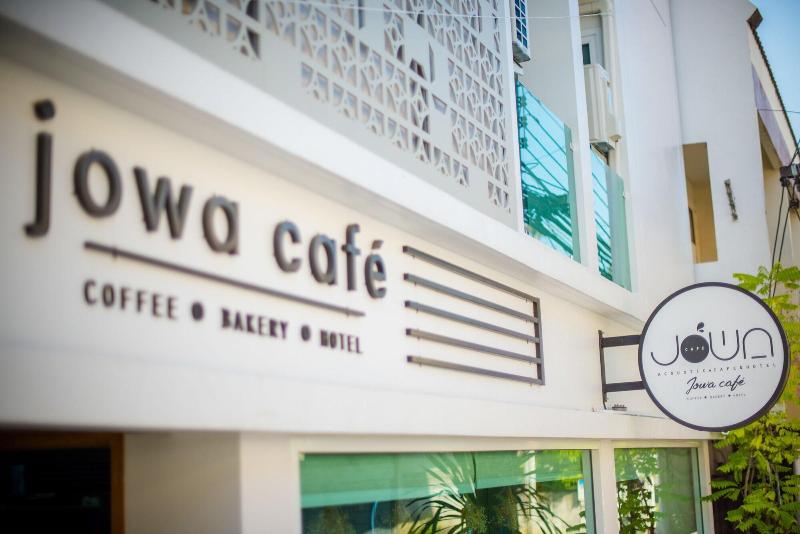 Отель Jowa