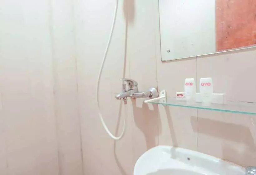 ホテル Oyo 152 O2 Residence
