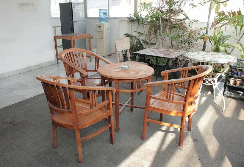 Hotel Oyo 152 O2 Residence