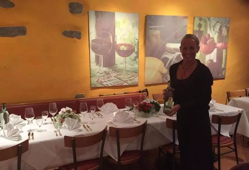 Hotelli Bacchus Wine & Bites