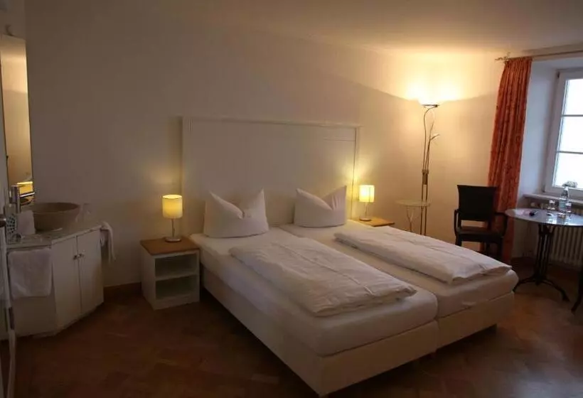 Hotelli Bacchus Wine & Bites