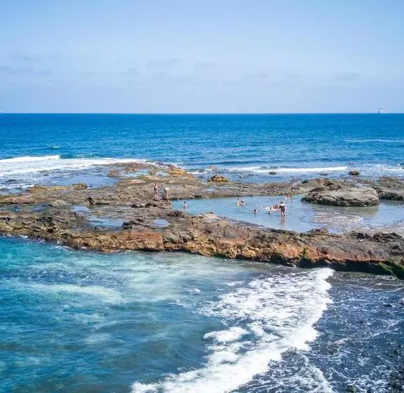 Retkeilymaja Columbus Apartments Co Living