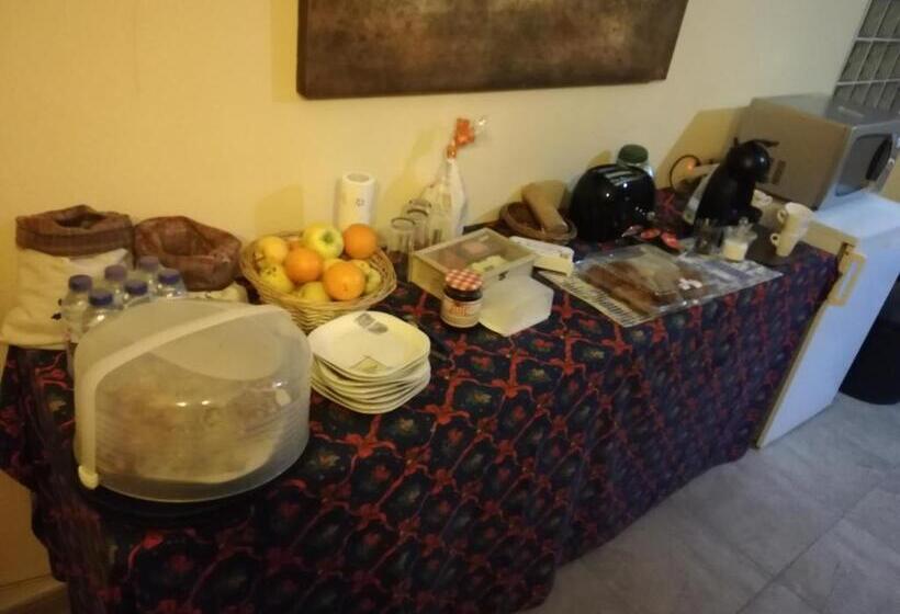 مبيت وإفطار Resedencial Centro