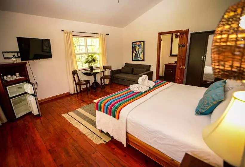 Hotelli Kikiwitz Resort