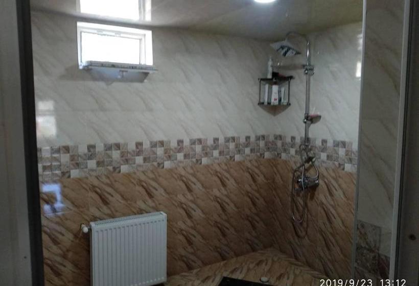 پانسیون Sabuka Qushashvili