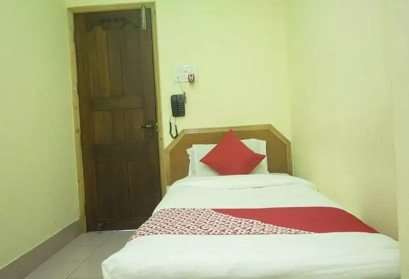 ホテル Oyo 16794 Bidhan Residency