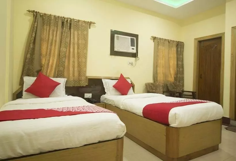 ホテル Oyo 16794 Bidhan Residency