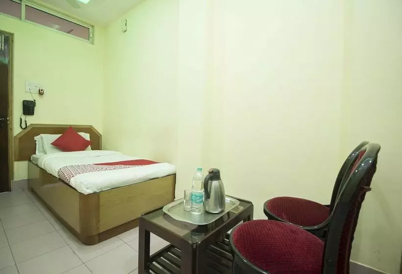 ホテル Oyo 16794 Bidhan Residency