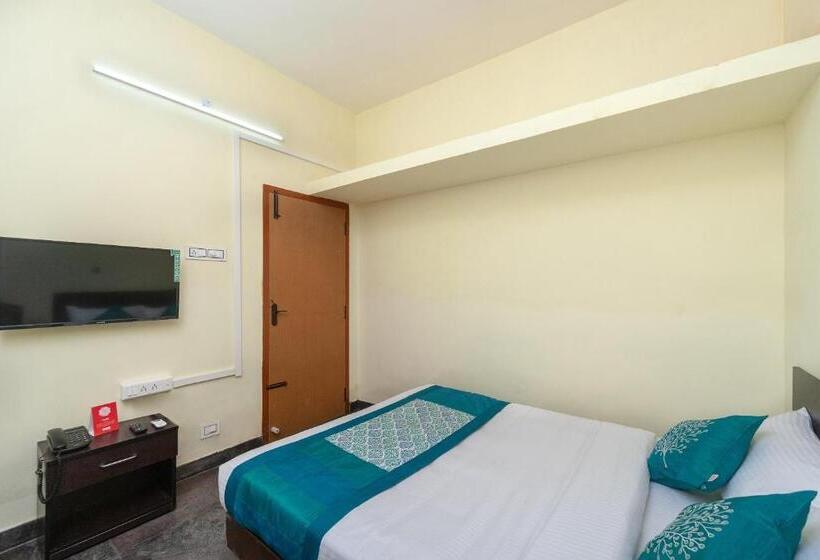 Hotelli Oyo 19760 Passion Paradise