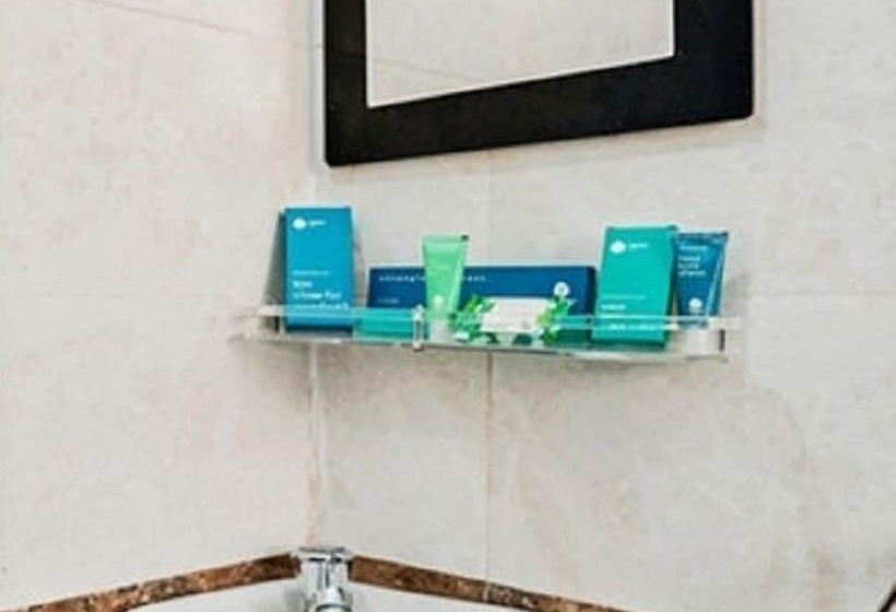 هتل Treebo Trend Royal Crowne