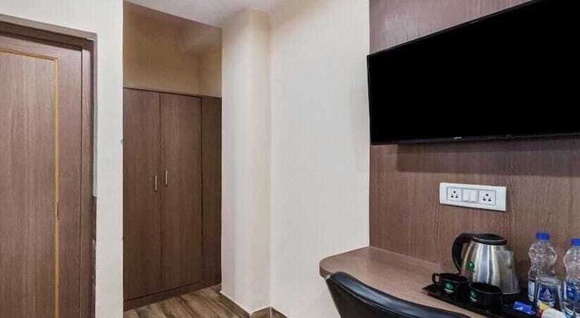 هتل Treebo Trend Royal Crowne