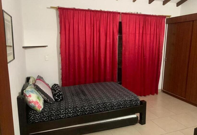 פנסיון Balcones De La Casona