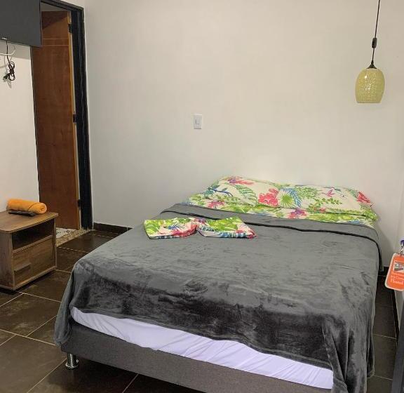 פנסיון Balcones De La Casona