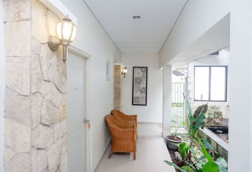 بنسيون Reddoorz Near Jogja City Mall