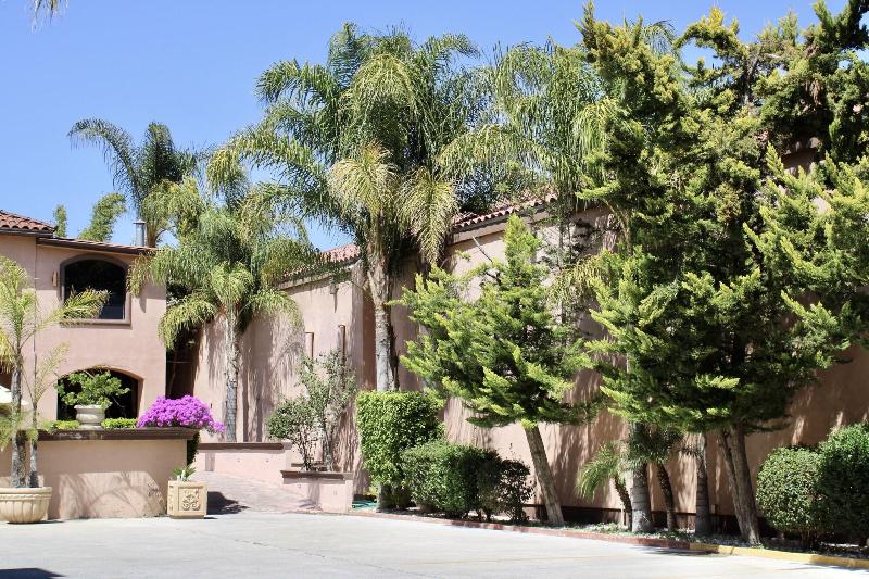 فندق Estancia Inn