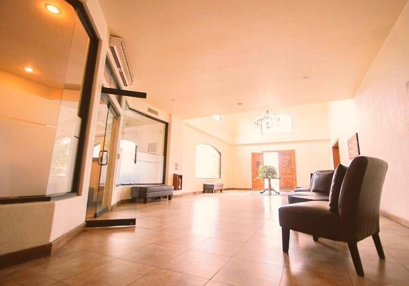 فندق Estancia Inn