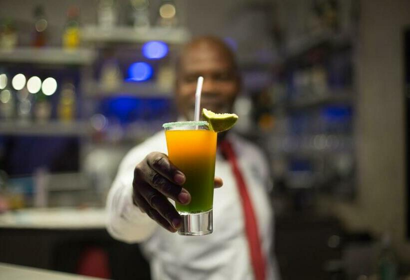 هتل Hôtel Millennium Kamissa