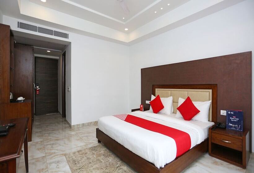 Hotel Oyo 15908 Cherish