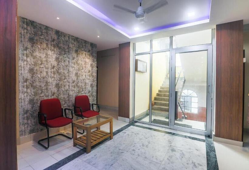 Hotel Oyo 16696 Swagatom Lodge