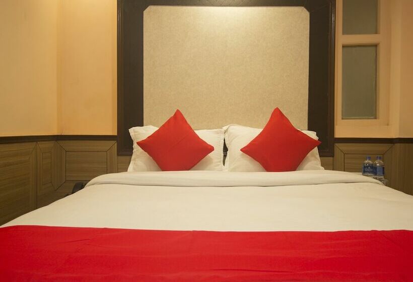 Hotel Oyo 22296 New Amber