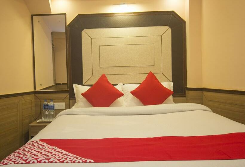 Hotel Oyo 22296 New Amber