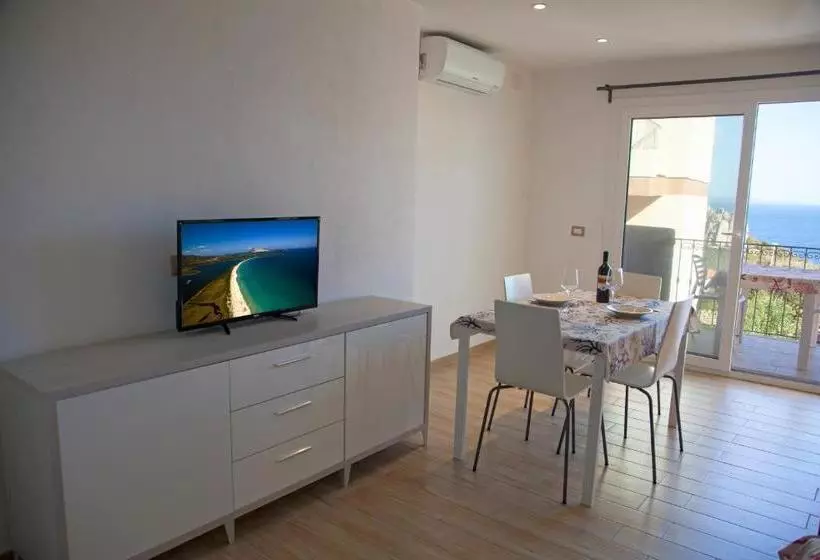 La Contessa Pool & Sea View