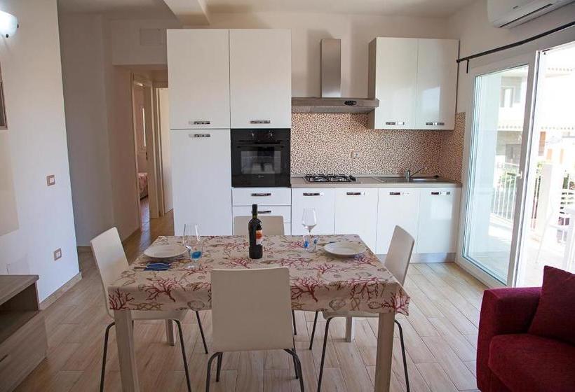 La Contessa Pool & Sea View