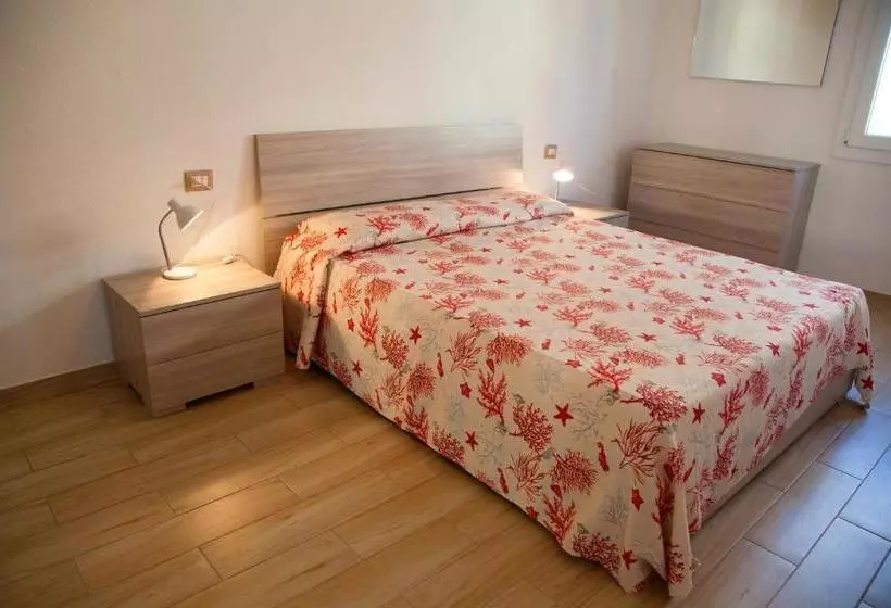 La Contessa Pool & Sea View