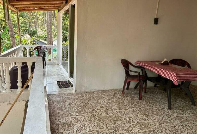 Pensionat Palm Breeze Suites